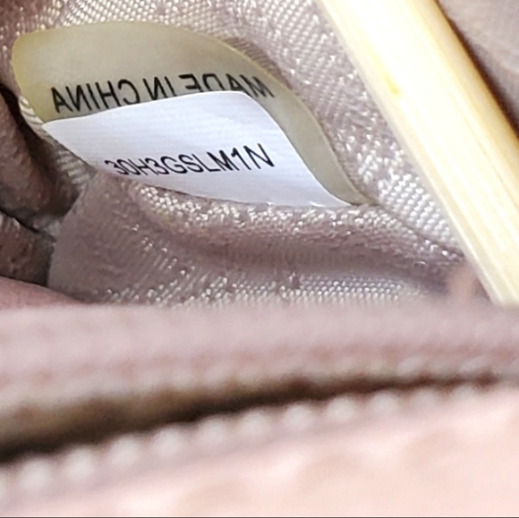 Michael Kors Sloan Pink Quilted Leather Clutch Gold Chain Messenger Crossbody - Picture 12 of 16